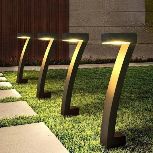 borne solaire extérieur dans allée de jardin lumière douce