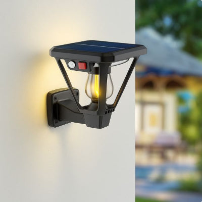 eclairage exterieur solaire avec detecteur etanche sur mur clair terrasse