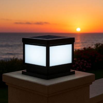 eclairage solaire exterieur sur balustrade au coucher du soleil