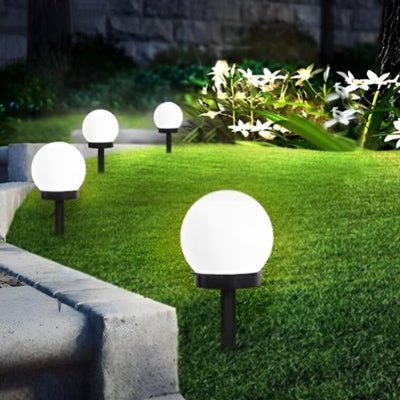 luminaires solaires exterieurs​ à LED pour bordure d’allée ou terrasse design