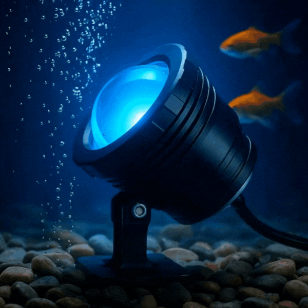 spot exterieur led submersible dans un bassin